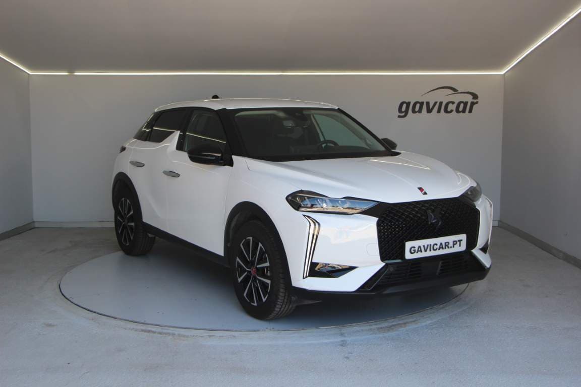DS DS3 54kWh E-Tense Performance Line
